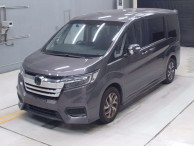 2019 Honda Step WGN Spada