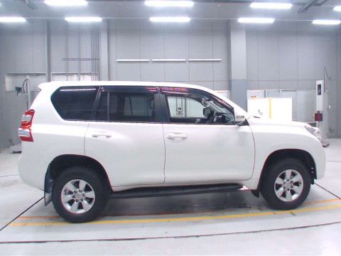 2014 Toyota Land Cruiser Prado TRJ150W[2]