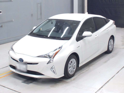 2017 Toyota Prius ZVW50[0]