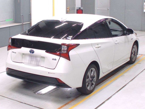 2020 Toyota Prius ZVW51[1]