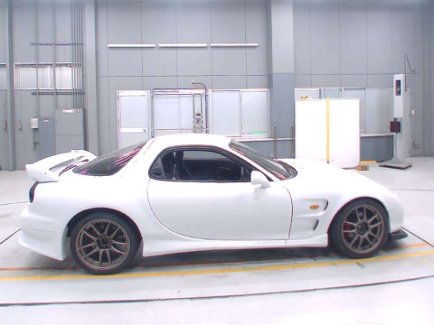 2002 Mazda RX-7 FD3S[2]