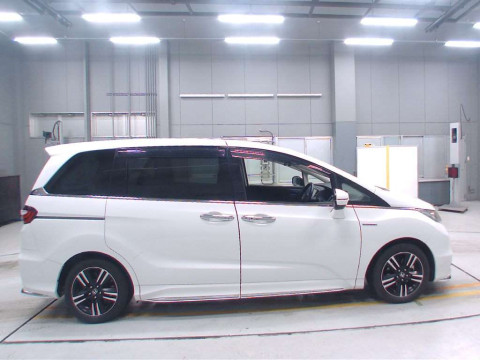 2016 Honda Odyssey Hybrid RC4[2]