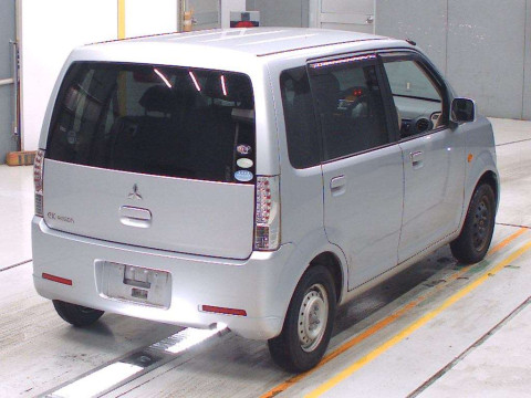 2012 Mitsubishi eK Wagon H82W[1]