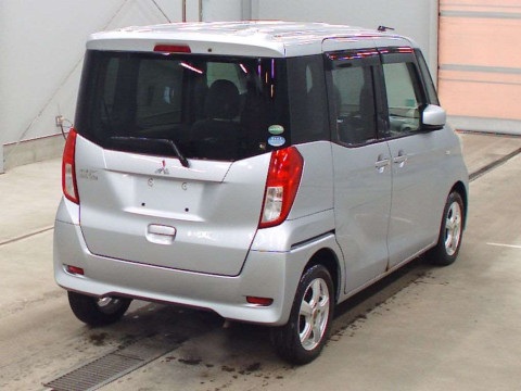 2015 Mitsubishi eK Space B11A[1]