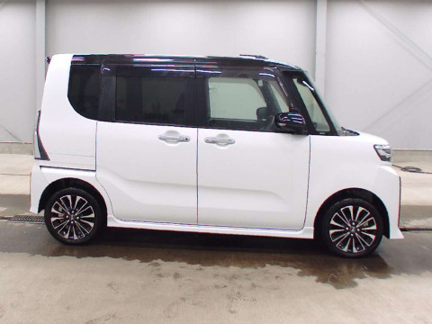 2023 Daihatsu Tanto Custom LA660S[2]