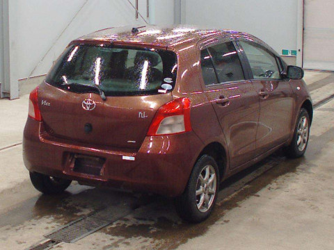 2006 Toyota Vitz NCP95[1]