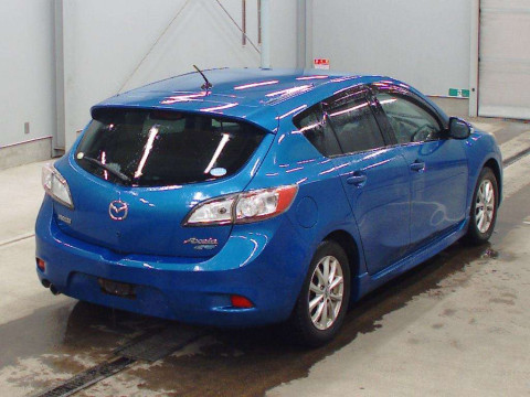 2011 Mazda Axela Sport BLFFW[1]