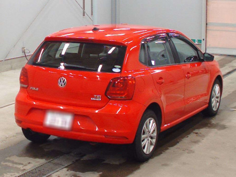 2016 Volkswagen Polo 6RCJZ[1]