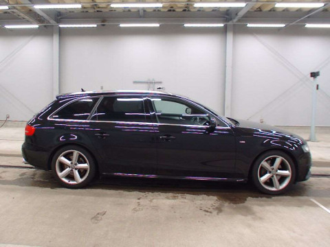 2011 Audi A4 Avant 8KCDNF[2]