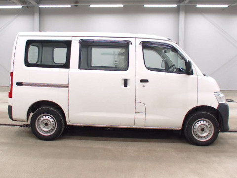 2021 Toyota Townace Van S413M[2]