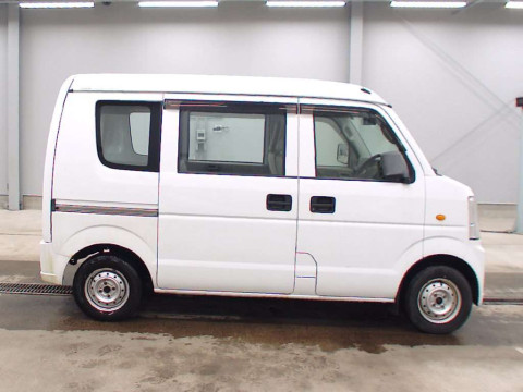 2013 Suzuki Every DA64V[2]