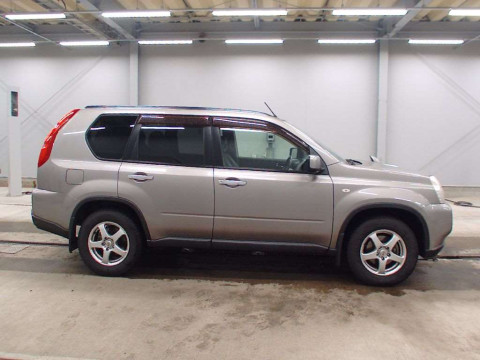 2009 Nissan X-Trail NT31[2]