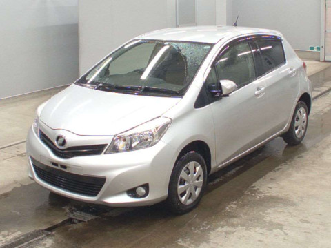 2014 Toyota Vitz NSP135[0]