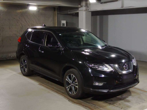 2019 Nissan X-Trail NT32[2]