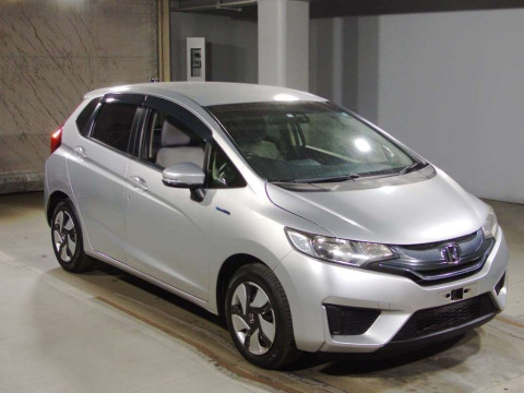 2014 Honda Fit Hybrid GP5[2]