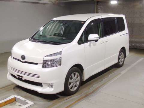 2010 Toyota Voxy ZRR70W[0]