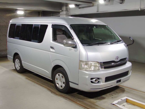 2010 Toyota Hiace Wagon TRH214W[2]