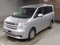 2009 Toyota Noah