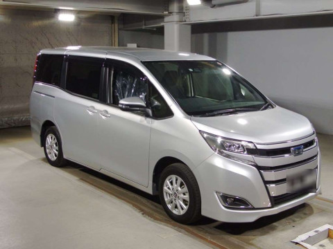 2021 Toyota Noah ZWR80G[2]