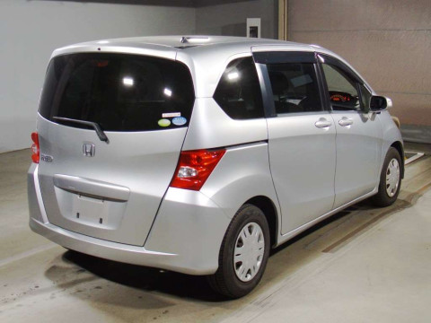 2010 Honda Freed GB3[1]