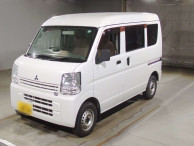 2017 Mitsubishi Minicab Van