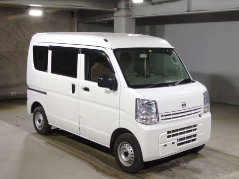 2022 Nissan NV100 Clipper DR17V[2]