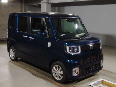 2021 Daihatsu Wake LA700S[2]