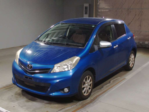 2011 Toyota Vitz NSP130[0]