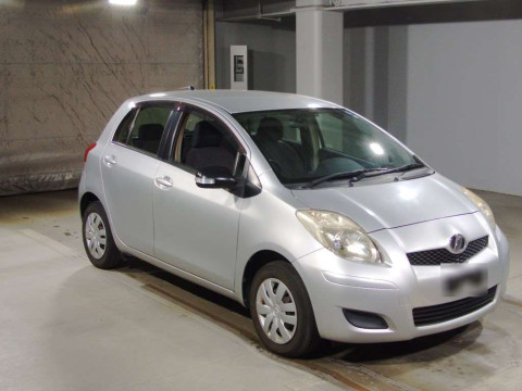 2009 Toyota Vitz KSP90[2]