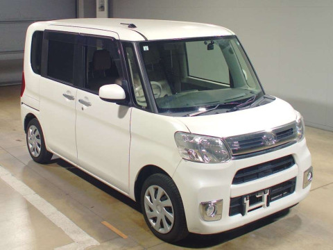 2015 Daihatsu Tanto LA600S[2]