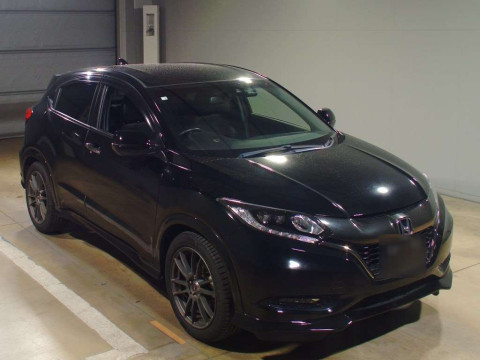 2016 Honda VEZEL RU1[2]