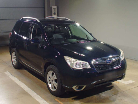 2014 Subaru Forester SJ5[2]