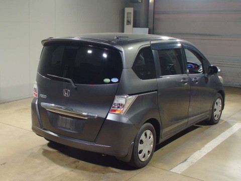 2012 Honda Freed GB3[1]