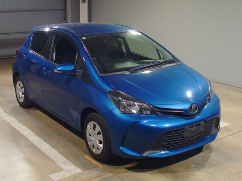 2015 Toyota Vitz KSP130[2]