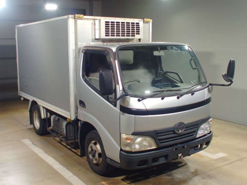 2008 Toyota Dyna Truck XZU504[2]