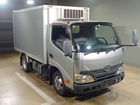 2011 Toyota Dyna Truck XZC600[2]