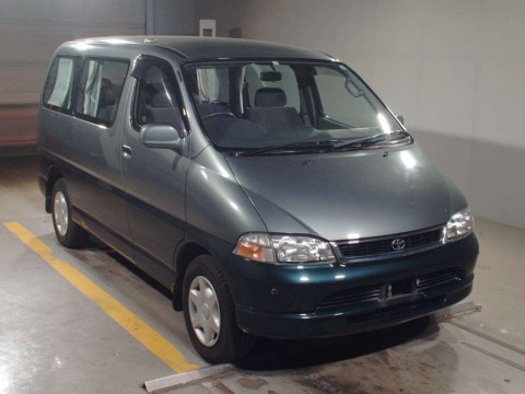 1995 Toyota Granvia KCH10W[2]