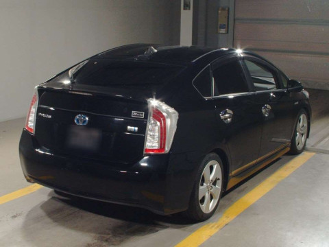 2012 Toyota Prius ZVW30[1]