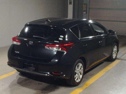 2016 Toyota Auris NZE181H[1]