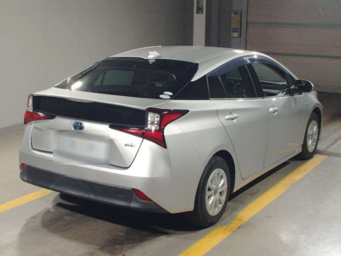 2019 Toyota Prius ZVW51[1]