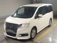 2011 Honda Step WGN Spada