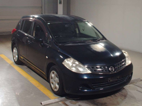 2009 Nissan Tiida C11[2]