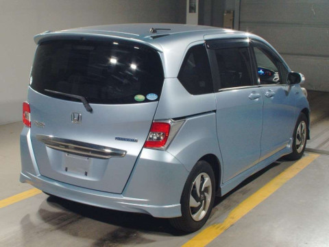 2015 Honda Freed hybrid GP3[1]