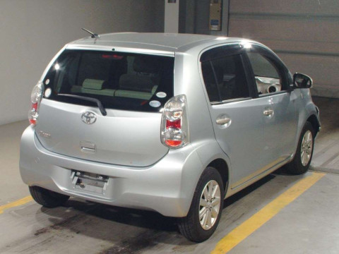 2010 Toyota Passo NGC30[1]