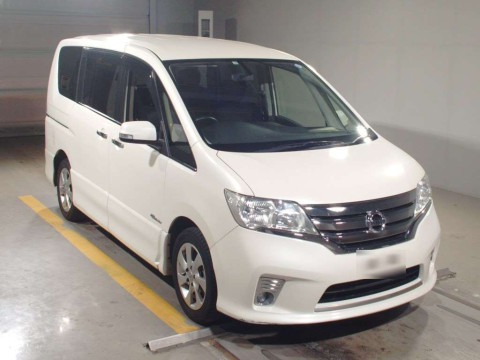 2013 Nissan Serena HFC26[2]