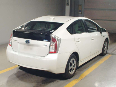 2012 Toyota Prius ZVW30[1]