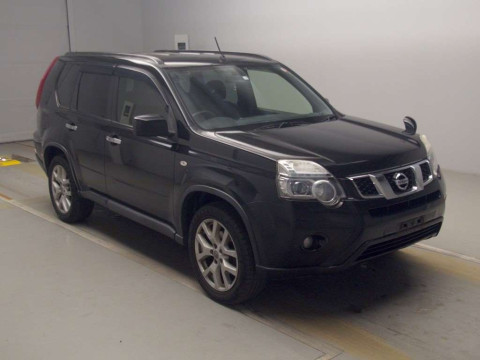 2013 Nissan X-Trail NT31[2]