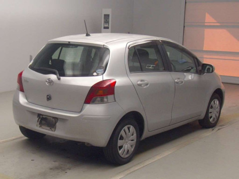 2010 Toyota Vitz KSP90[1]