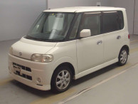 2004 Daihatsu Tanto