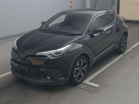 2018 Toyota C-HR ZYX10[0]